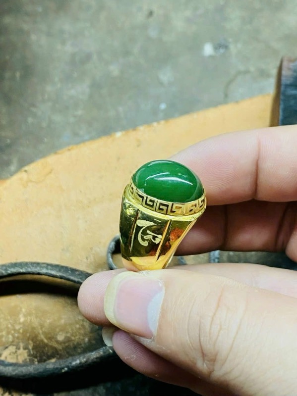 Nhẫn Nam Đá Chủ Ngọc Bích