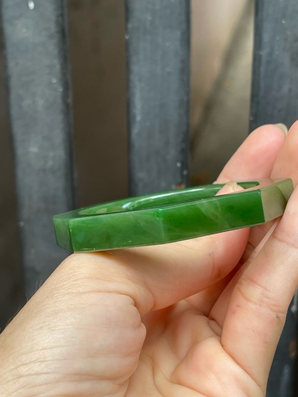 Vòng Đeo Tay Bằng Ngọc Bích 