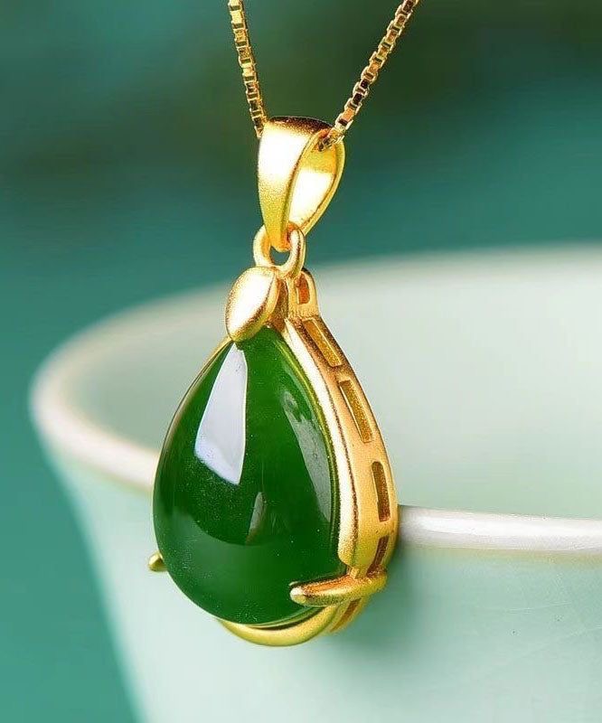 Mặt Dây Chuyền Đá Ngọc Bích