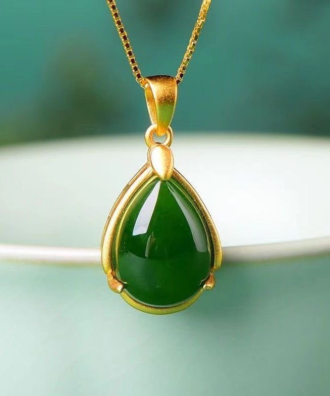 Mặt Dây Chuyền Đá Ngọc Bích